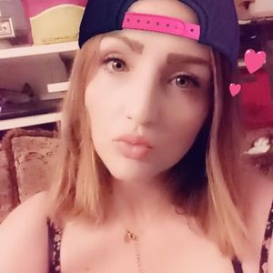 Meet your Posher, Carissa